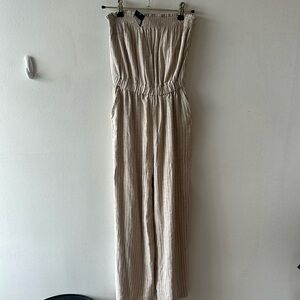 Abercrombie&Fitch tan/white striped jumpsuit NWT XS